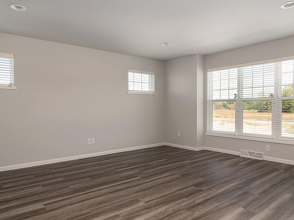 4th image of 6543 Prairie Wood Dr