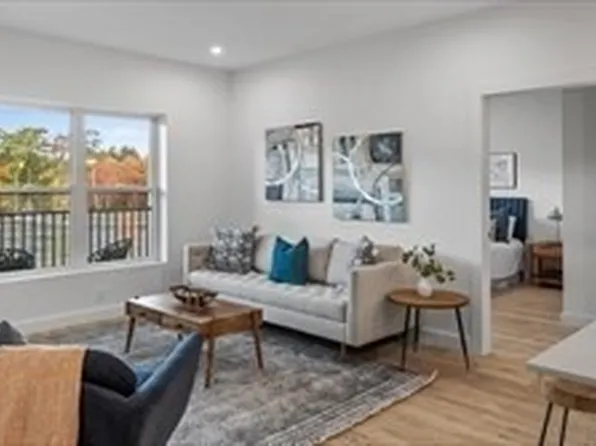 635 Main St APT 314, Wilmington, MA 01887