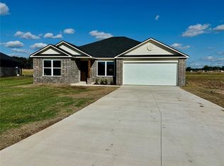 43099 Wagon Trl, Shawnee, OK 74804