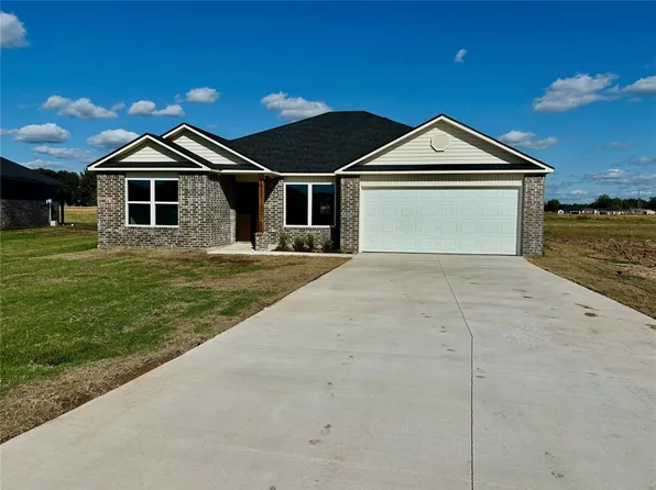 43099 Wagon Trl, Shawnee, OK 74804