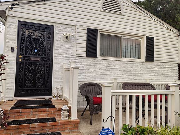2nd image of 4914 Emo St