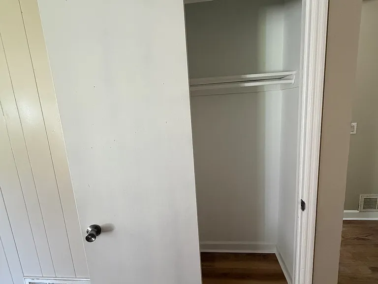 3208 Downes Grove Rd — Photo 11
