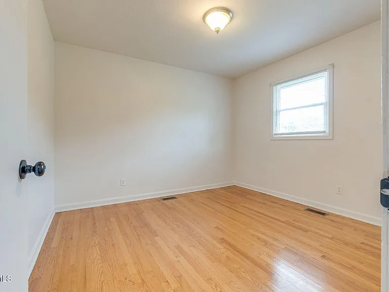 615 Bravo St — Photo 18