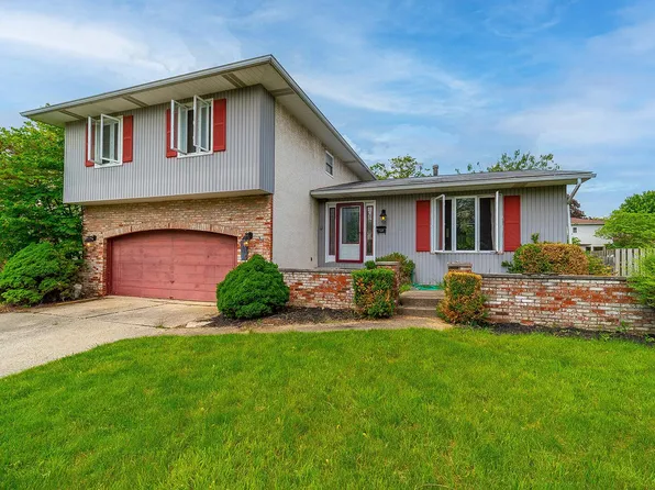 1668 Sandhurst Rd, Columbus, OH 43229