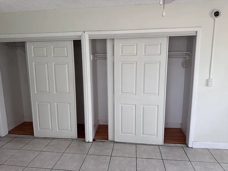 9016 Collins Ave #6 — Photo 7