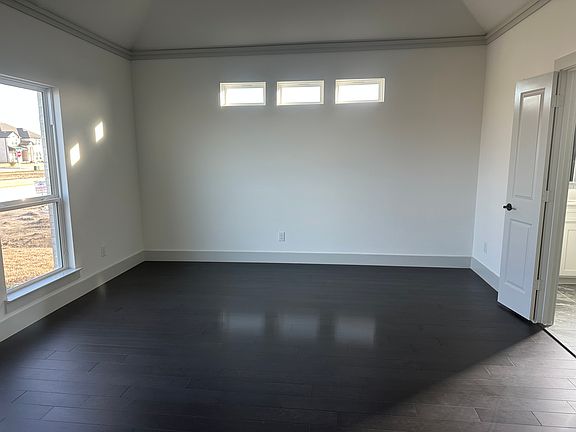 4th image of 8753 Amethyst Ln