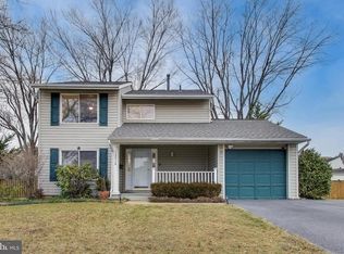 15510 Peach Walker Dr, Bowie, MD 20716