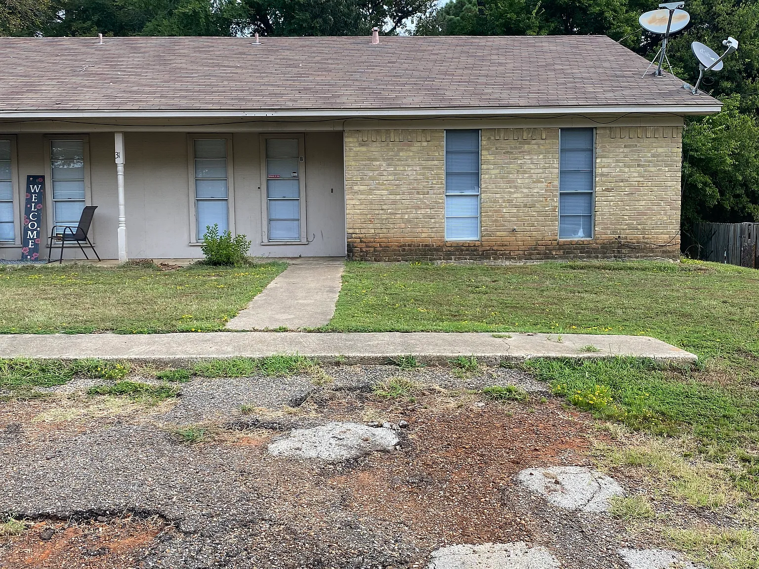 2 bed, 1000 sqft, $925 — Photo 1