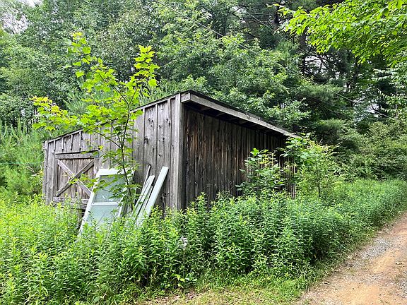2nd image of 247 Birch Ln