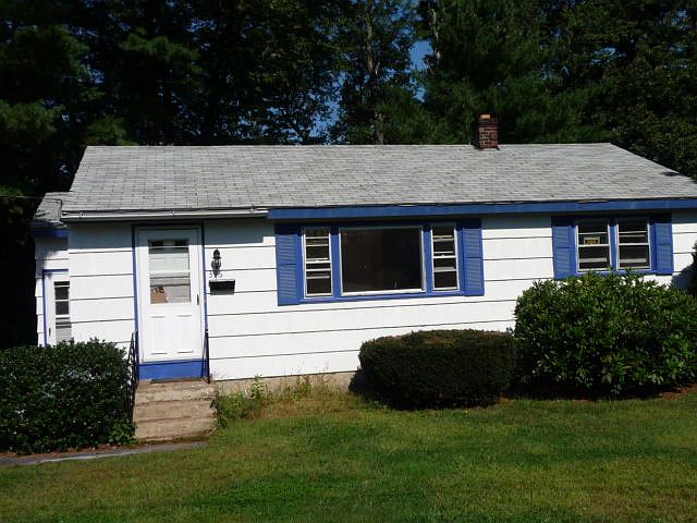 1st image of 396 Leslie Dr