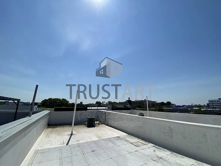 1816 N Front St #B — Photo 25