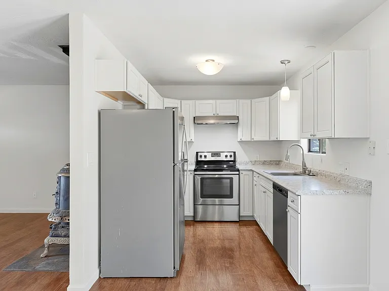 4739 E Julie Dr — Photo 10