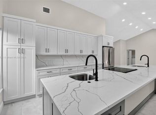 9581 El Clair Ranch Rd, Boynton Beach, FL 33437