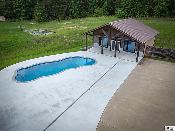 4th image of 1593 Longstraw Rd
