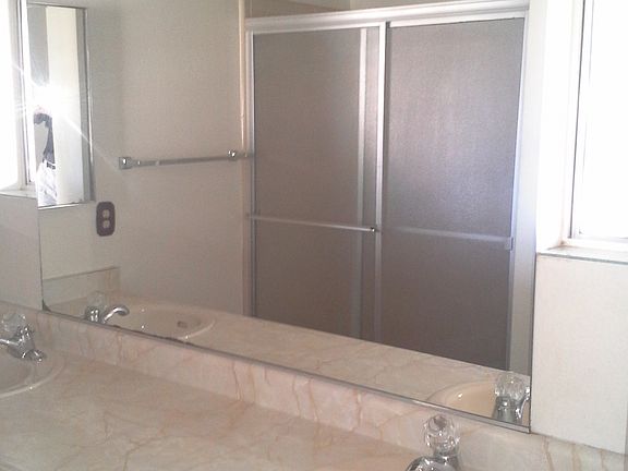 3rd image of 8022 N 104th Ave