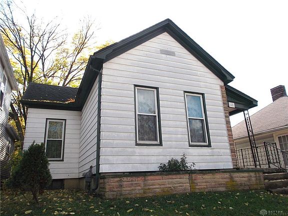 2nd image of 48 Pleasant Ave