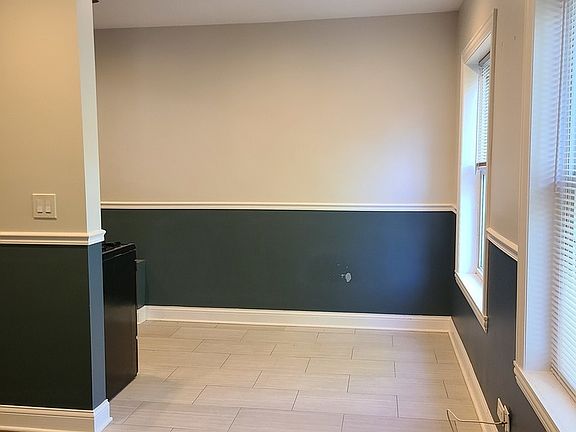 4th image of 4024 N Ashland Ave APT 110