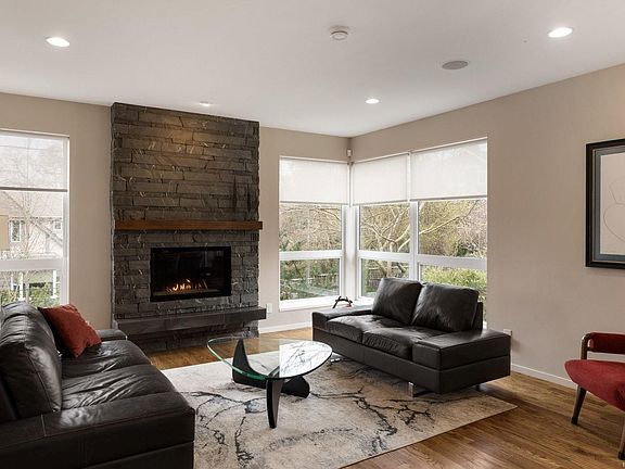 4th image of 409 Chadwick Pl