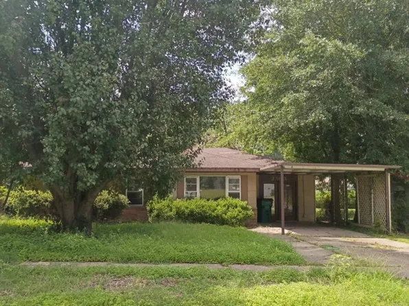 2303 Helena St, El Dorado, AR 71730