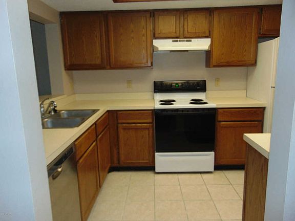 3rd image of 218 Cranes Lake Dr