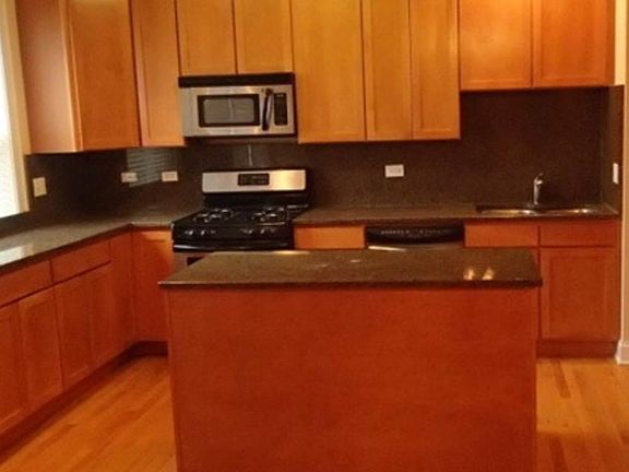 2nd image of 3548 N Keeler Ave #2F