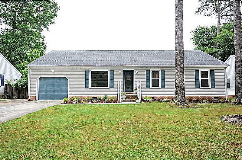 1st image of 733 Hilda Pine Dr