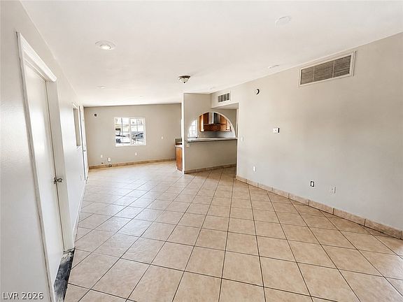 5th image of 709 N 21st St