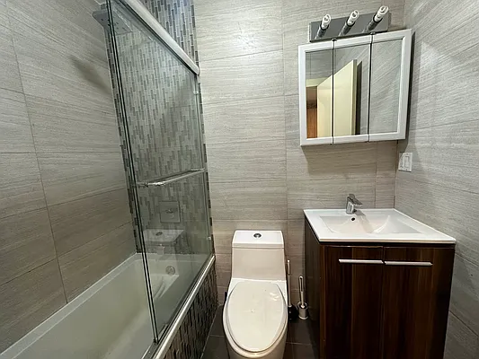 Rented by Yup Realty LLC | media 4