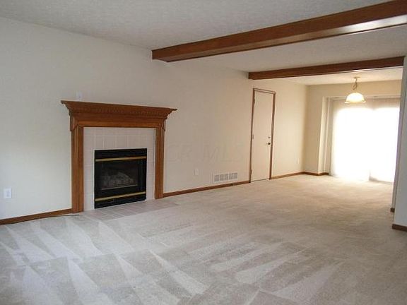 5th image of 1035 Pinewood Ln