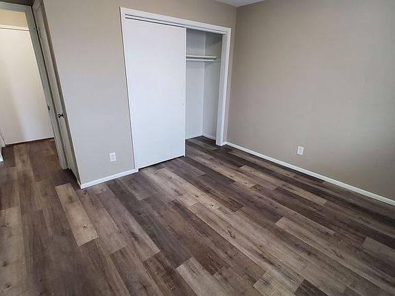 3rd image of 1710 Elder St APT 206