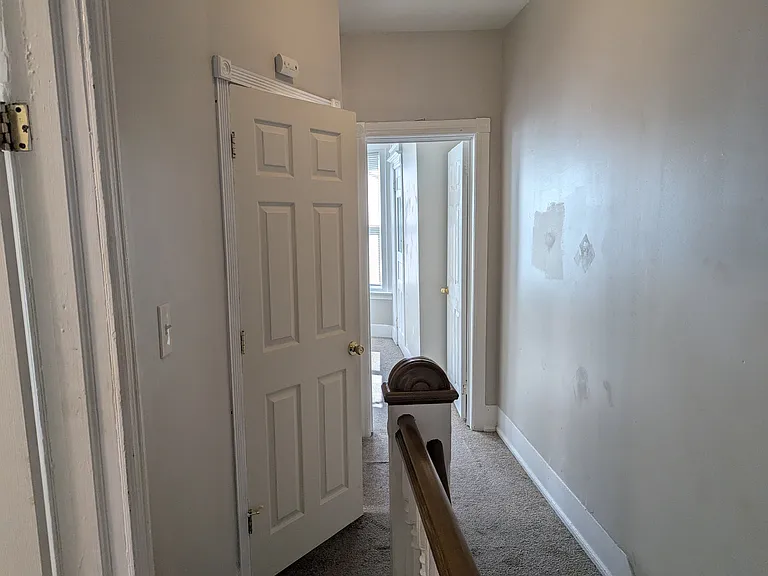 950 N Saint Bernard St — Photo 16