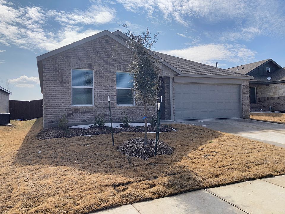 1520 Elloitt Rd. A Brand New Lennar Home. You Can Be The First Occupant.