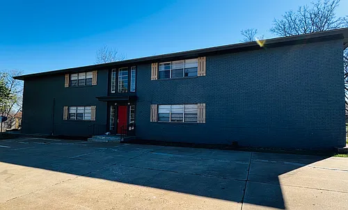 2433 W Eubanks St #8 Photo 1