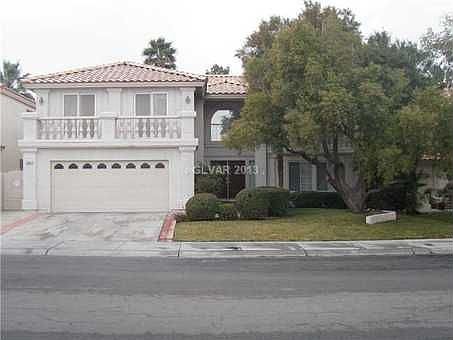 1st image of 821 Long Branch Dr