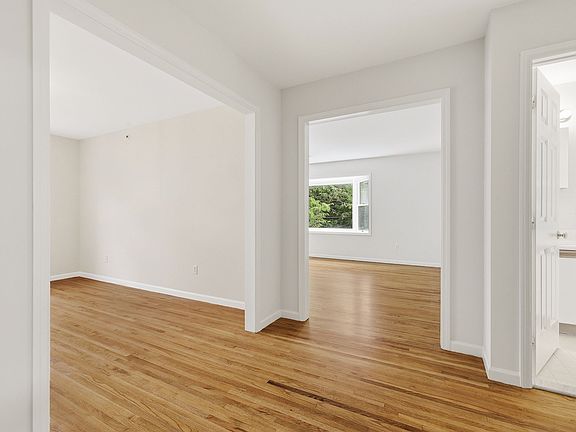 4th image of 95 Broadway #A