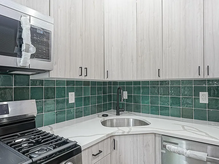 5116 Delancey St #2 — Photo 5