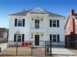 2610 Southmore Blvd, Houston, TX 77004