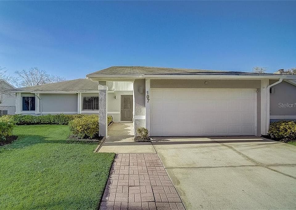 1st image of 107 White Birch Dr