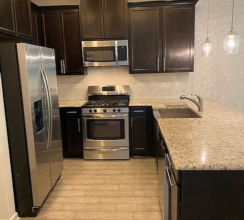 5th image of 79 Canary Palm Ct