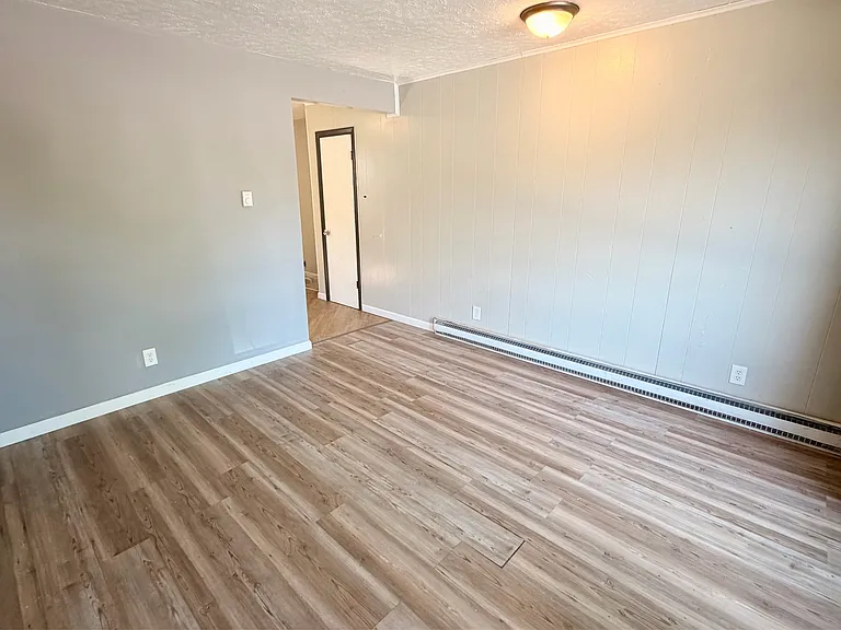 623 N Bryan Ave #20 — Photo 8