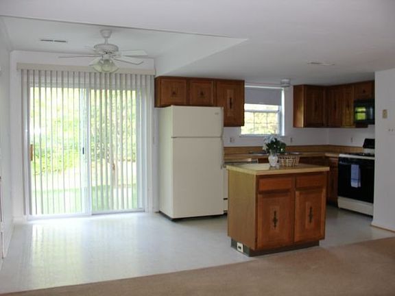 2nd image of 5899 Penacle Ct