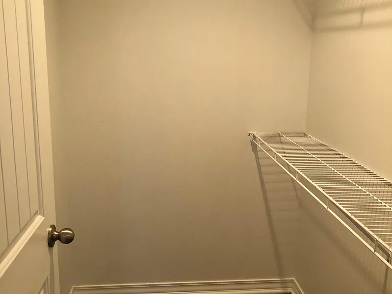 1826 E Walnut St #A — Photo 14