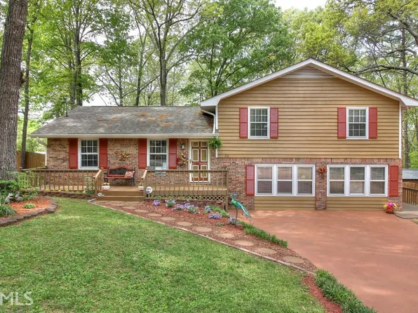 32 Timber Trl, Cartersville, GA 30120