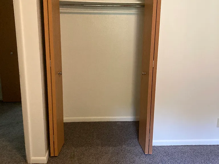 2nd Bedroom Closet