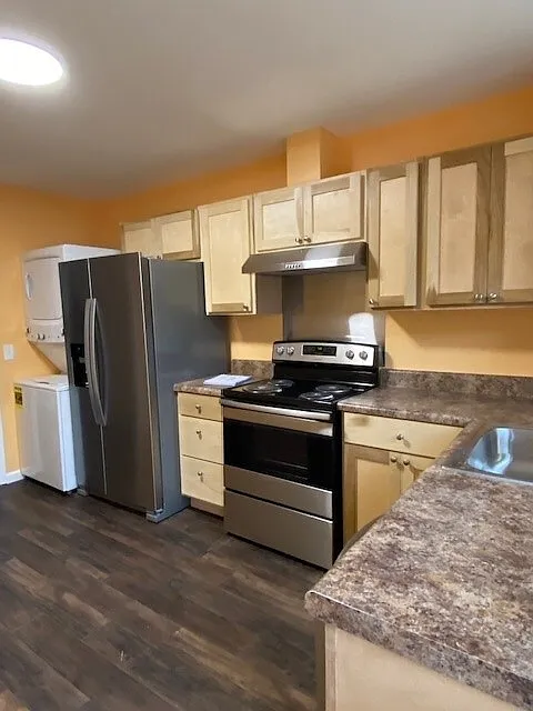 117 Valley View Avenue Unit A — Photo 2