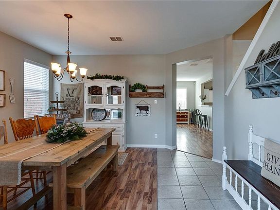 5th image of 5352 Sonoma Dr