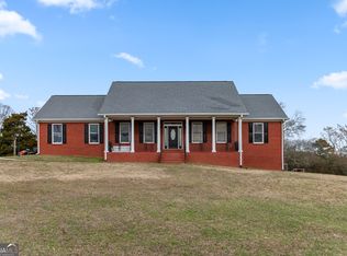 2984 Berry Rd, Loganville, GA 30052