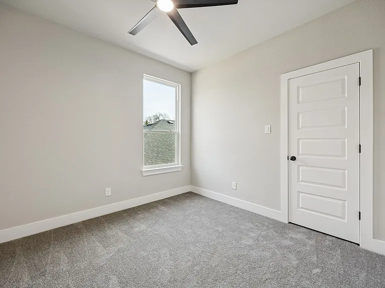 3703 York St — Photo 15