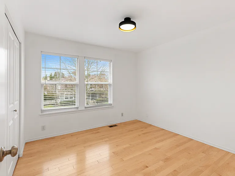 6202 189th Pl NE — Photo 7