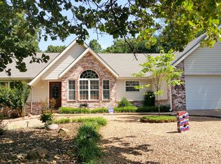 8 Scotch Broom Pl, Bella Vista, AR 72715